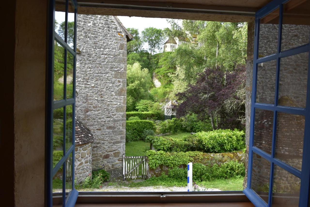 Gite Du Pont Saint-Ceneri-Le-Gerei Dans Les Alpes Mancelles Villa Exteriör bild