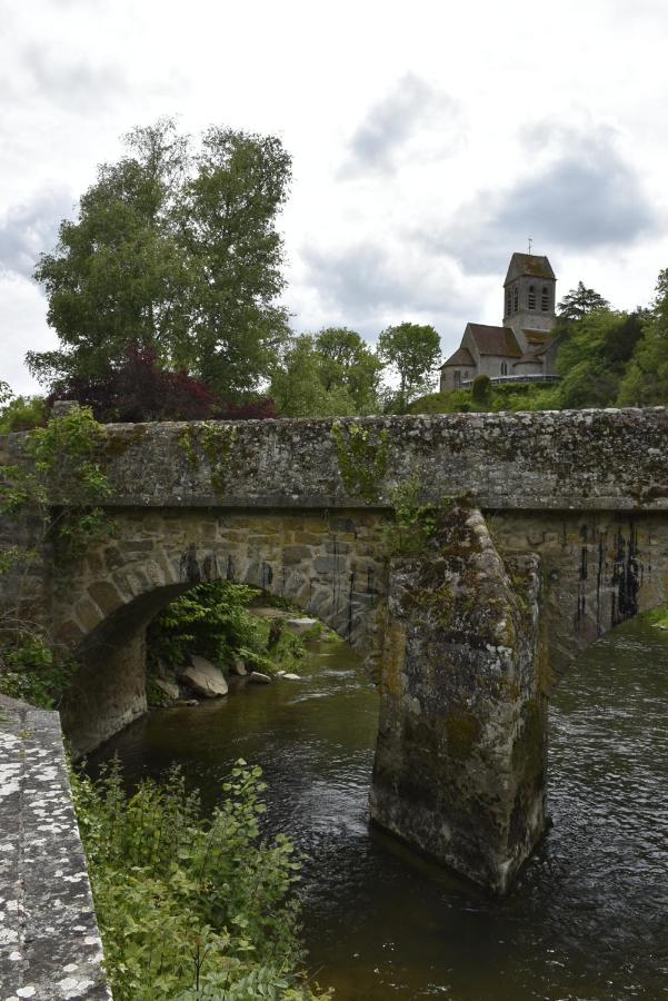 Gite Du Pont Saint-Ceneri-Le-Gerei Dans Les Alpes Mancelles Villa Exteriör bild